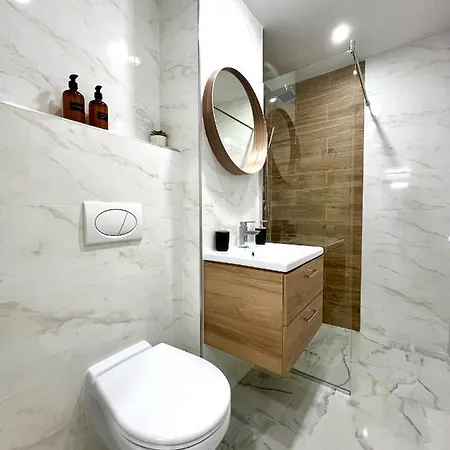 Marblehome~straja/lupeni Apartment
