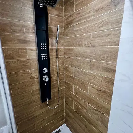 Marblehome~straja/lupeni * Lupeni (Hunedoara)